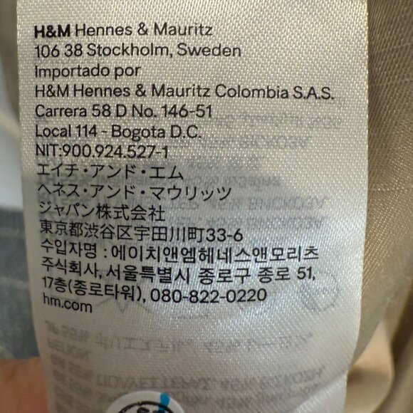 H & M Long sleeve, floaty, shirtdress with tie neck. Long. all season. - Picture 4 of 8